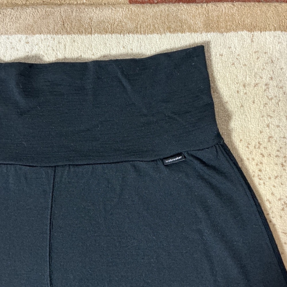 Icebreaker Womens Gorpcore Merino Wool Skirt Black Superfine Lite 200 A-Line S - Picture 7 of 7